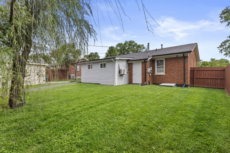 Listing Image 23
