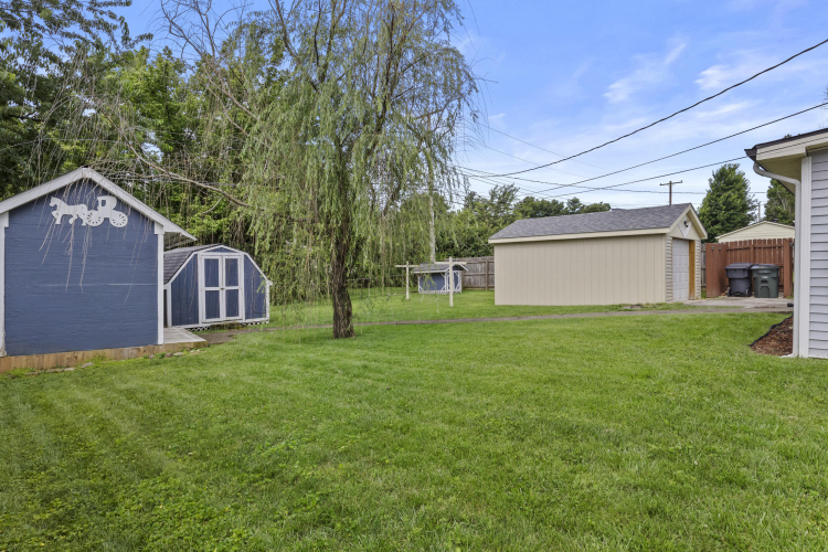 Listing Image 25