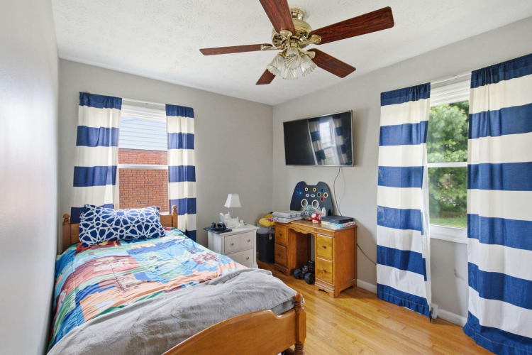 Listing Image 20