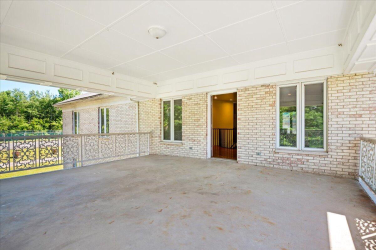 Listing Image 48