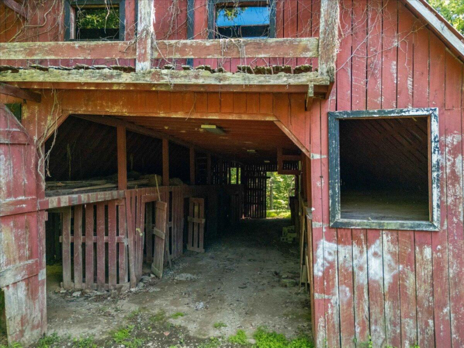 Listing Image 70