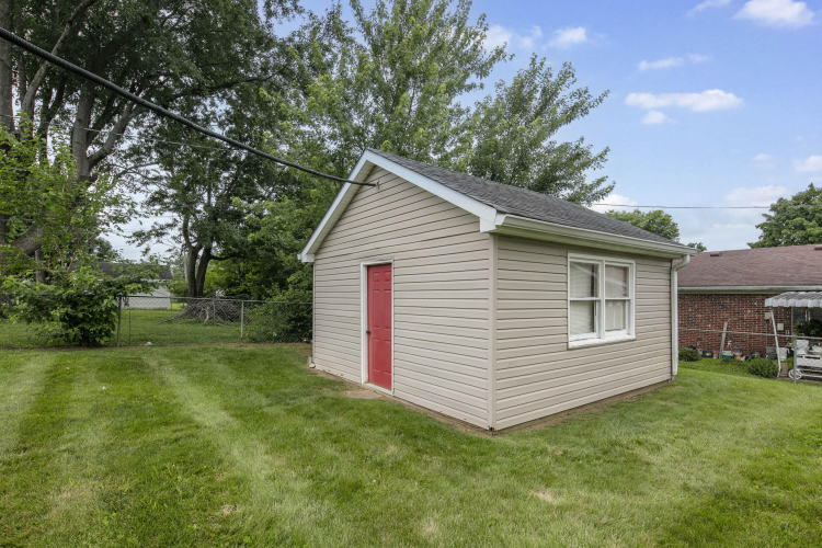 Listing Image 25