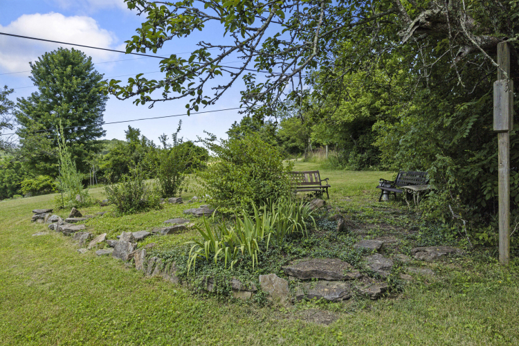 Listing Image 52