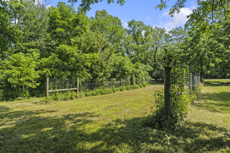 Listing Image 60