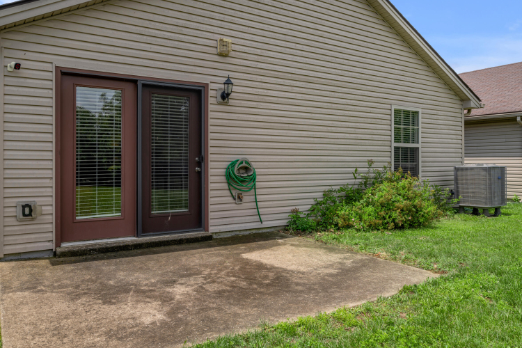 Listing Image 32