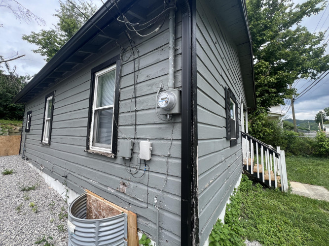 Listing Image 8