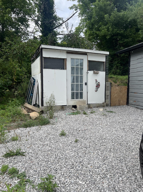 Listing Image 10