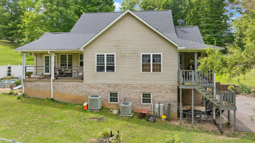 Listing Image 52