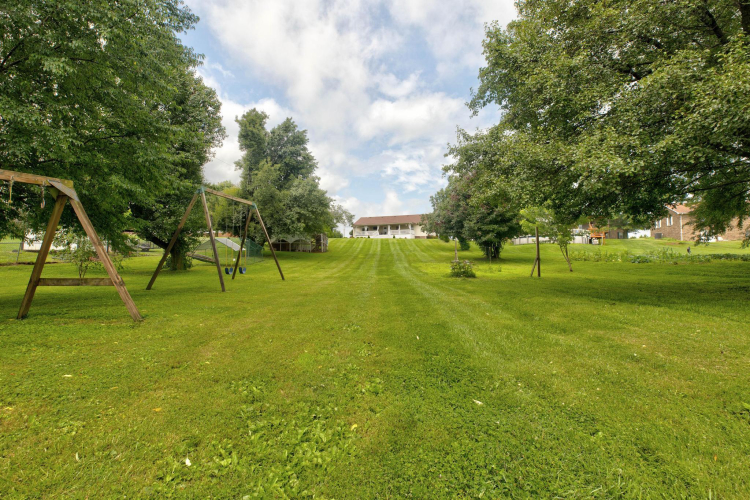 Listing Image 28