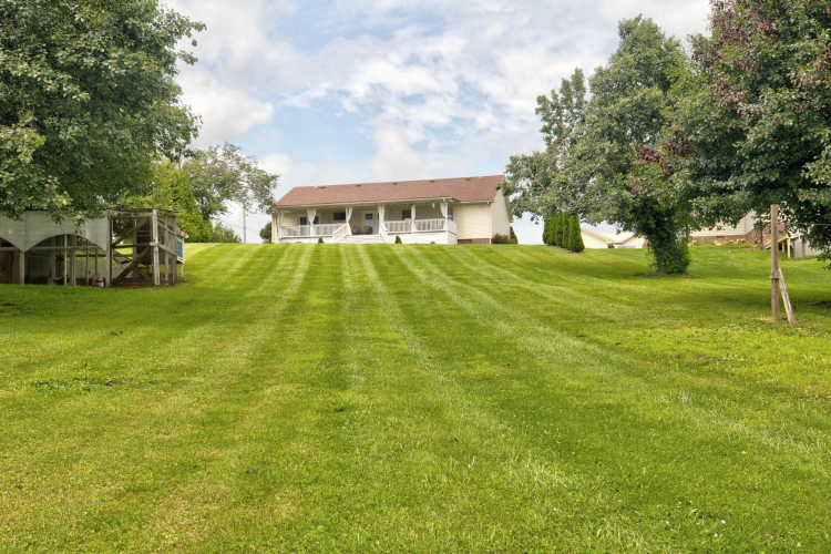 Listing Image 29