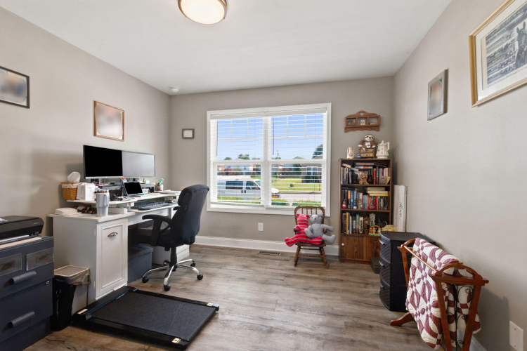 Listing Image 22
