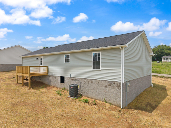 Listing Image 17