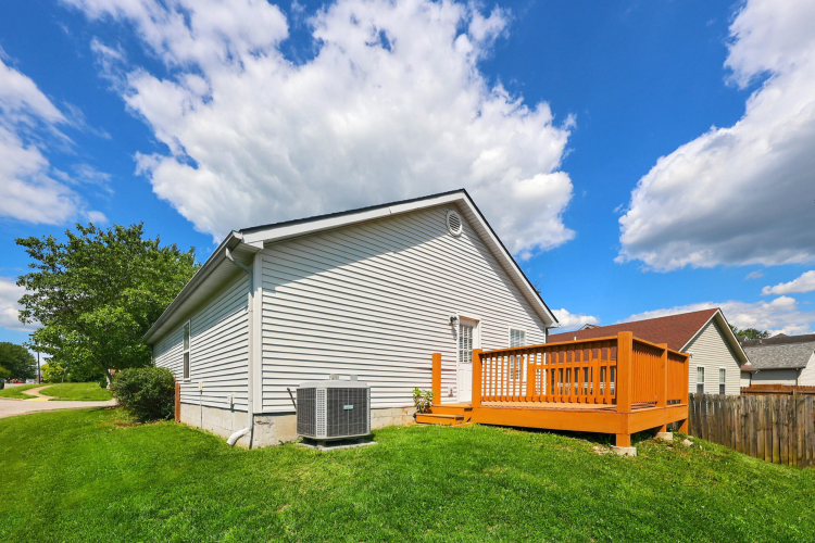 Listing Image 19