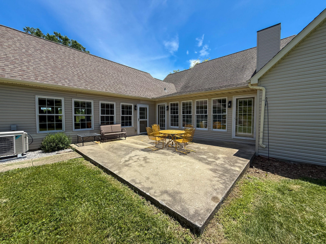 Listing Image 24