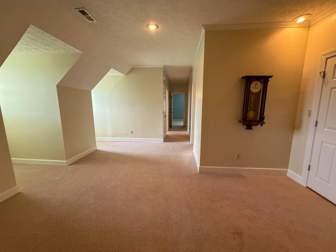 Listing Image 43