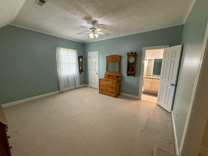 Listing Image 47