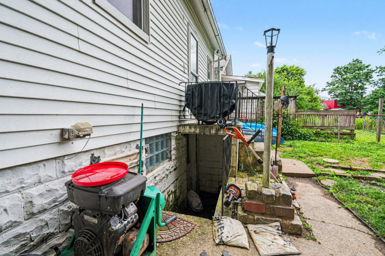 Listing Image 20
