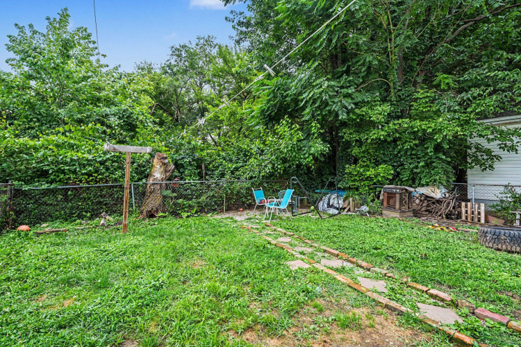 Listing Image 21