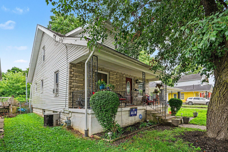 Listing Image 23