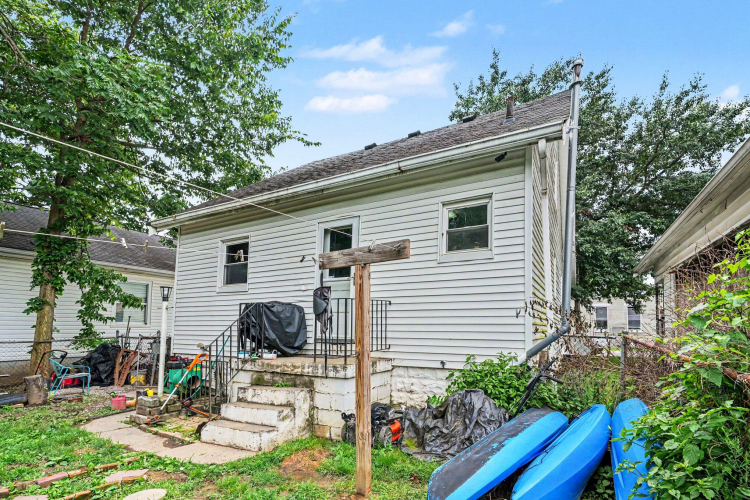 Listing Image 25