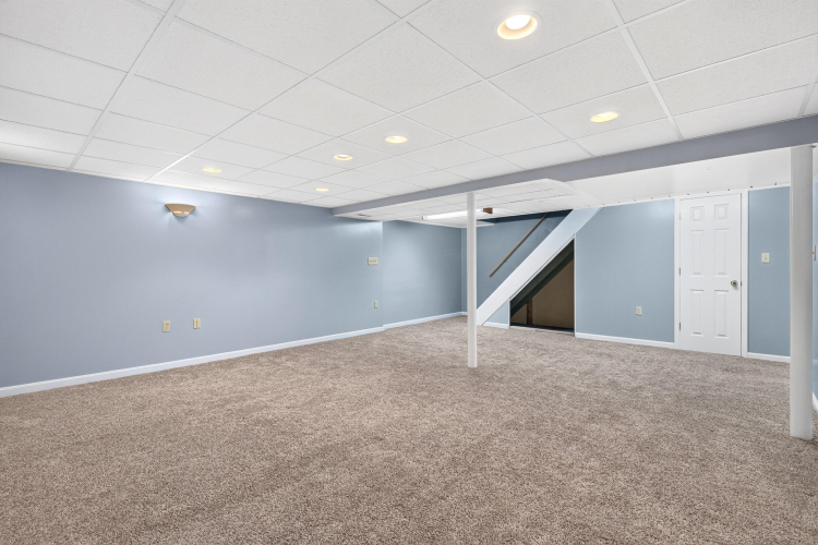 Listing Image 41