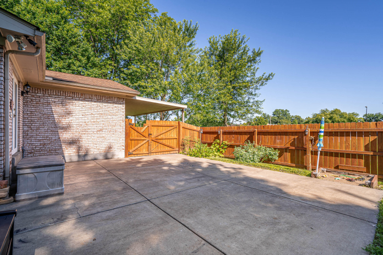 Listing Image 54