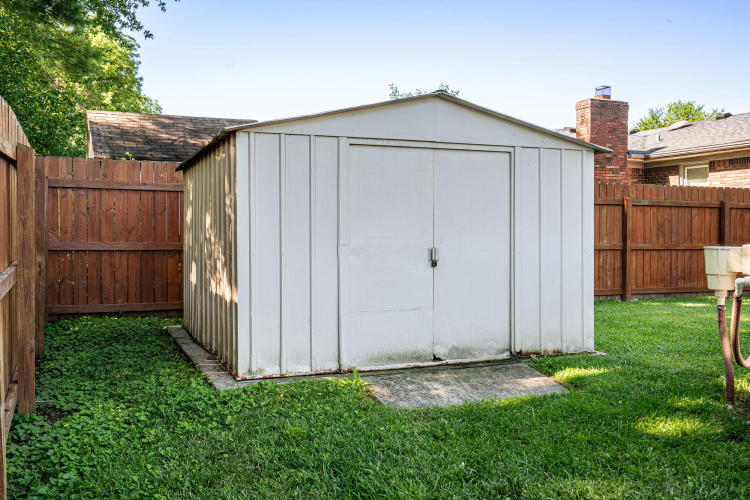 Listing Image 64