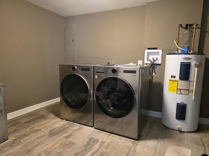 Listing Image 16