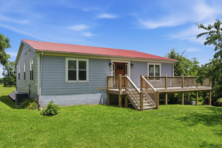 Listing Image 8