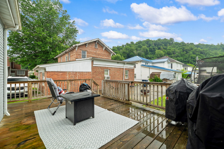 Listing Image 44