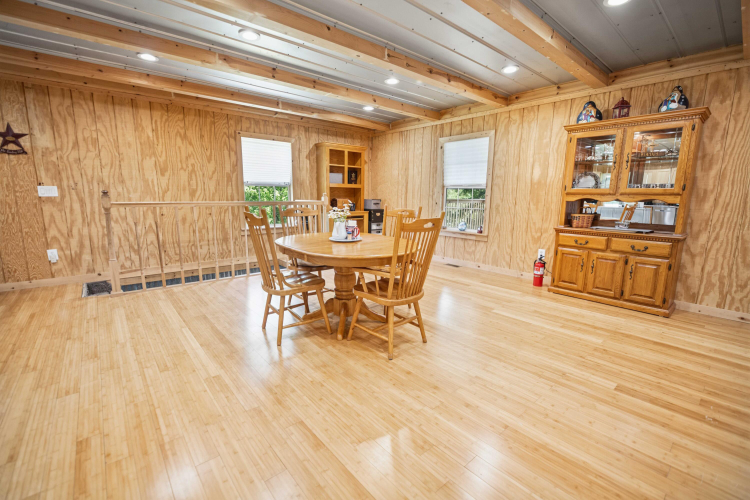 Listing Image 18