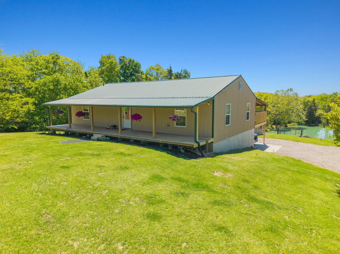 Listing Image 3