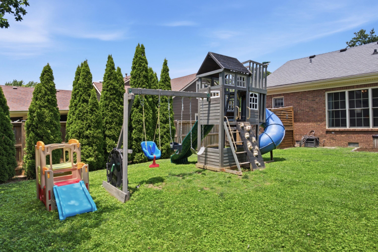 Listing Image 56