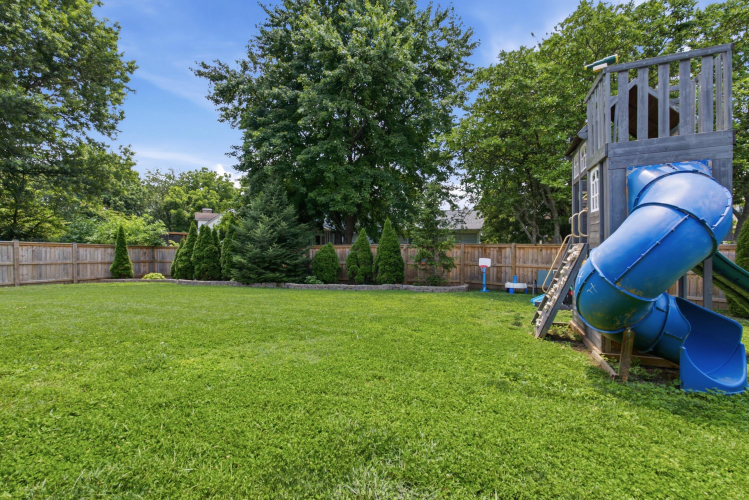 Listing Image 58