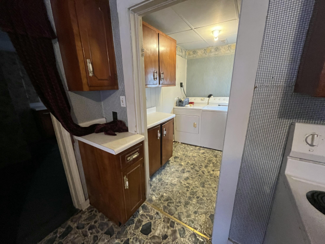 Listing Image 30