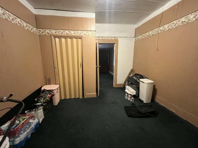 Listing Image 43