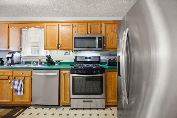 Listing Image 13