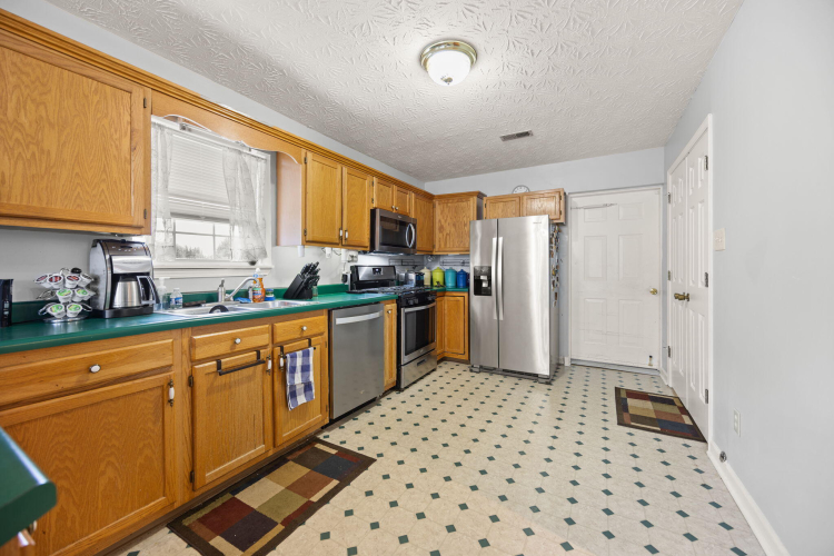 Listing Image 14