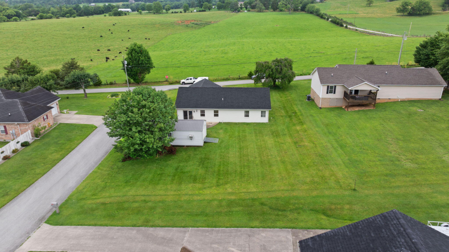 Listing Image 5