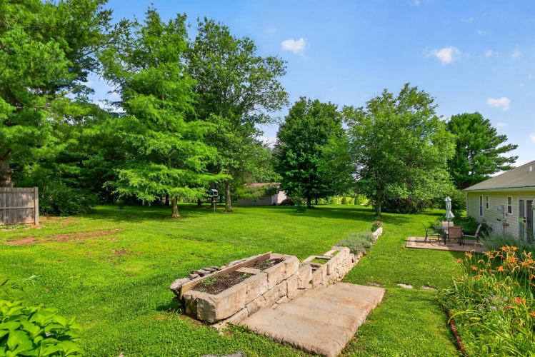 Listing Image 27