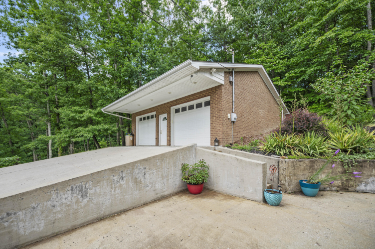 Listing Image 48