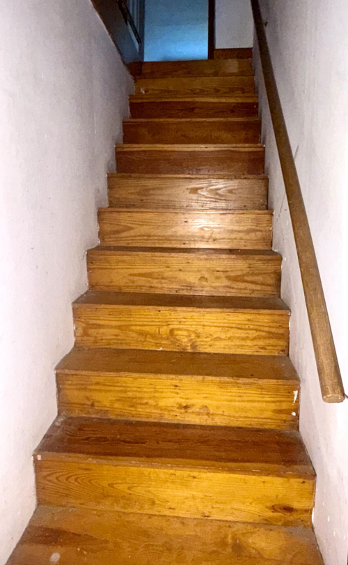 Listing Image 17