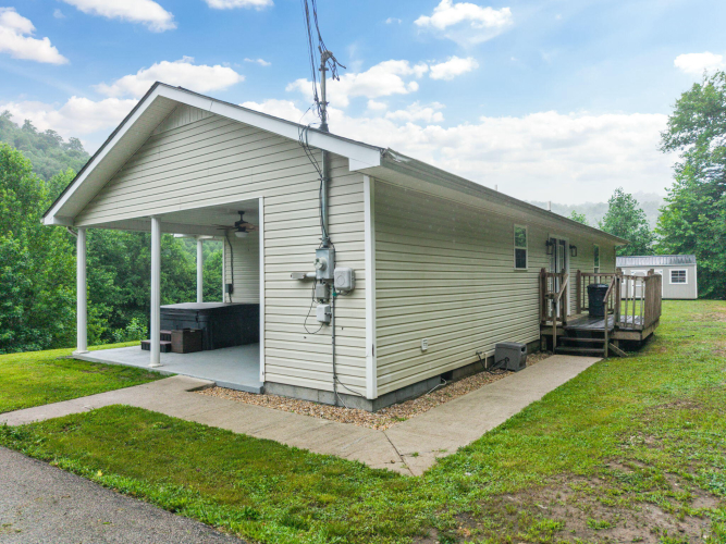 Listing Image 8