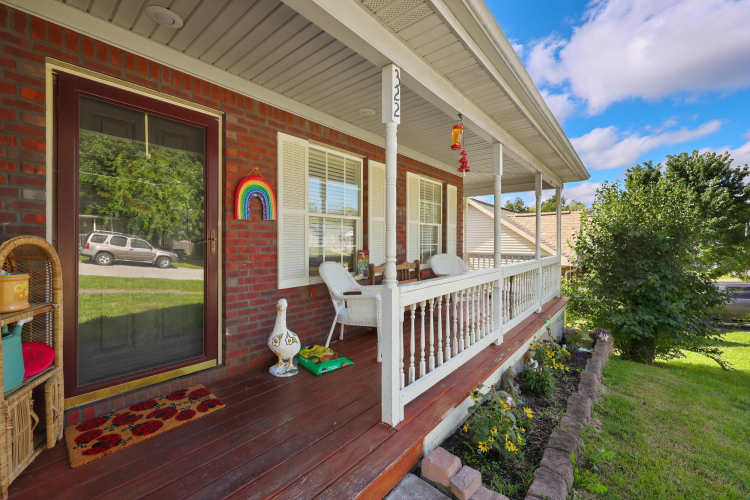 Listing Image 4