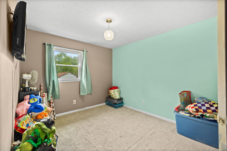 Listing Image 32
