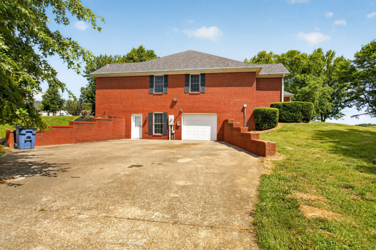 Listing Image 45