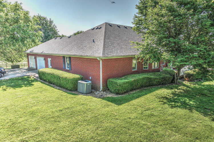Listing Image 50