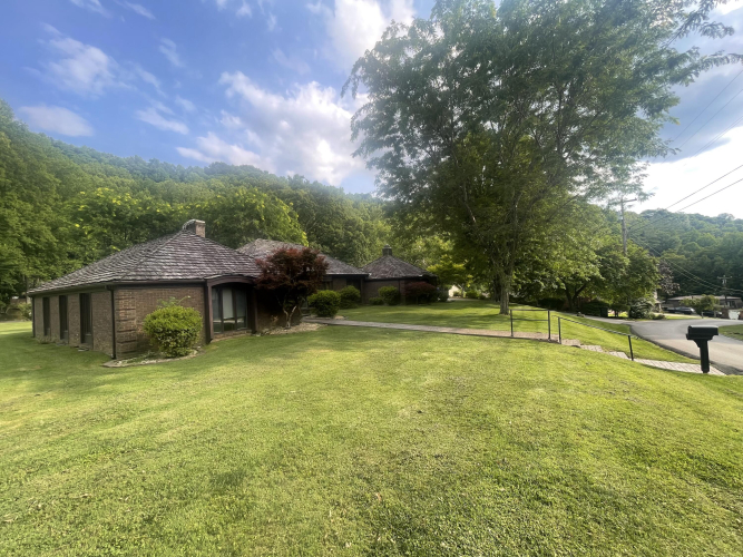 Listing Image 107