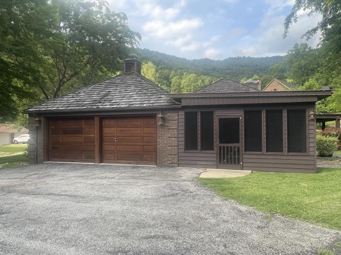 Listing Image 127