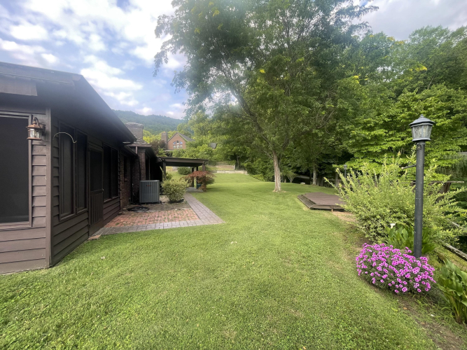 Listing Image 139